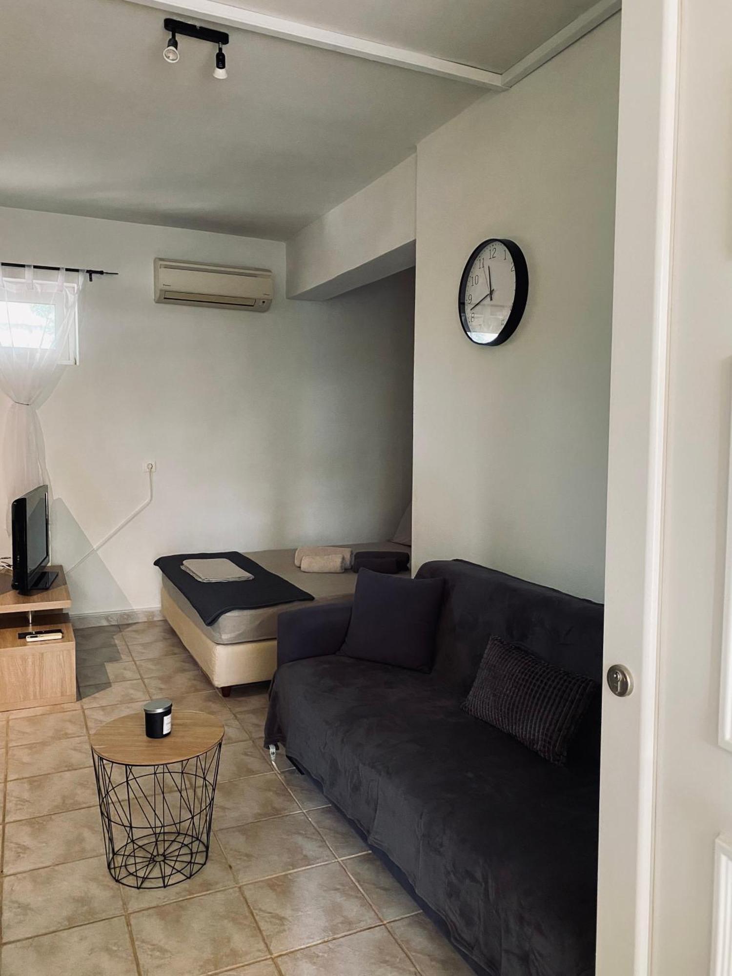 Independent House At Glyfada Apartamento Atenas Exterior foto
